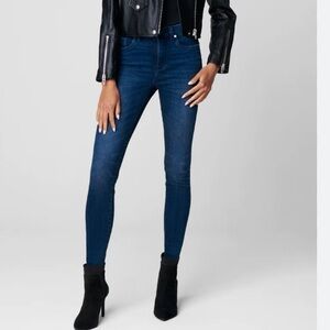Blank NYC skinny jeans with zip hem size 29